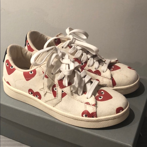 Comme des Garçons PLAY x Converse Comme des Garçons PLAY x Converse